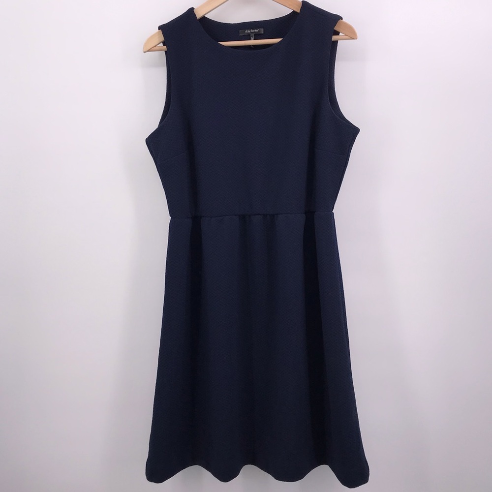 Classic Navy Sleeveless Dress Large Textured